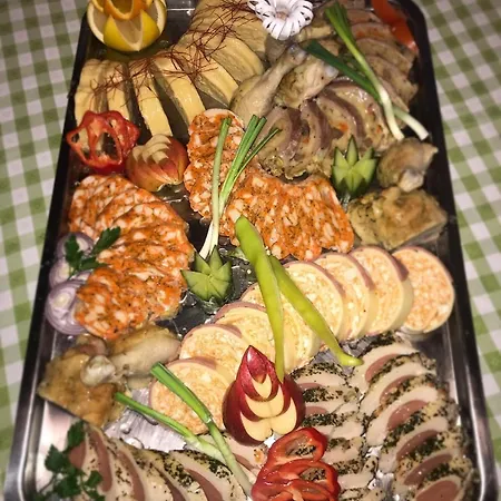 Racz Tanya Es Panzio 3* Orfű